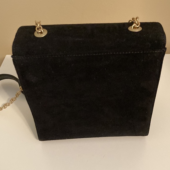 Shanghai tang NWT! Black suede shoulder bag with gold chain - Picture 9 of 14